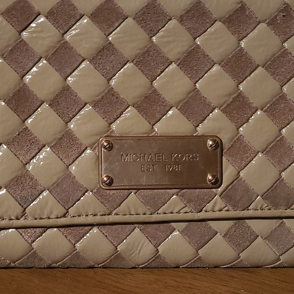 Michael Kors Purse and matching Clutch - Picture 6 of 10